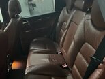 Porsche Cayenne-11