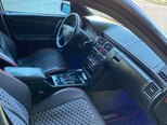 Mercedes E 200-8