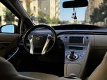 Toyota Prius-15