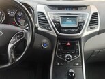 Hyundai Elantra-3