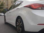 Hyundai Elantra-17