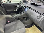Toyota Prius-14