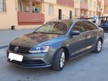Volkswagen Jetta-11