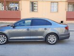 Volkswagen Jetta-5