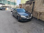 Volkswagen Jetta-2