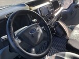 Ford Transit-9