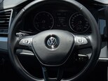 Volkswagen Multivan-11