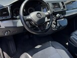 Volkswagen Multivan-10
