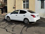 Nissan Sunny-5