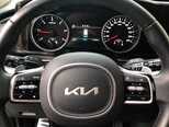 Kia Carnival-11