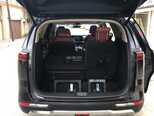 Kia Carnival-12
