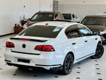 Volkswagen Passat-5