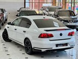 Volkswagen Passat-10