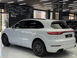 Porsche Cayenne S-4