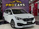 Kia Carnival-1