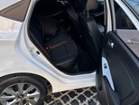 Hyundai Accent-14
