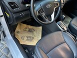 Hyundai Accent-10