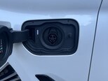 BMW 530e-12