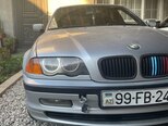 BMW 320-2