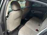 Chevrolet Cruze-12