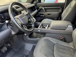 Land Rover Defender-6