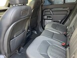 Land Rover Defender-8
