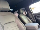 Land Rover Defender-12