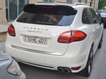 Porsche Cayenne-2