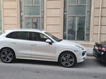 Porsche Cayenne-3
