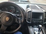 Porsche Cayenne-4