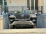 Toyota Land Cruiser-4