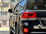 Toyota Land Cruiser-10