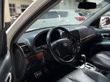 Hyundai Santa Fe-13