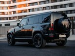 Land Rover Defender-7