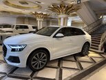 Audi Q8-4