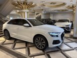 Audi Q8-2