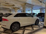 Audi Q8-8