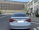 Hyundai Sonata-2