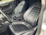 Volkswagen Passat CC-8