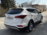 Hyundai Santa Fe-12
