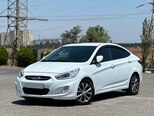 Hyundai Accent-1