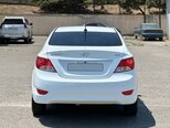 Hyundai Accent-7