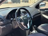 Hyundai Accent-12