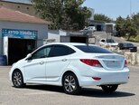 Hyundai Accent-6