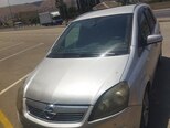 Opel Zafira-1