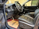 Kia Sorento-16