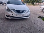 Hyundai Sonata-1
