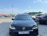 Volkswagen Jetta-1