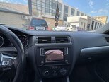 Volkswagen Jetta-13