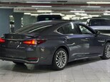 Lexus ES 300h-4